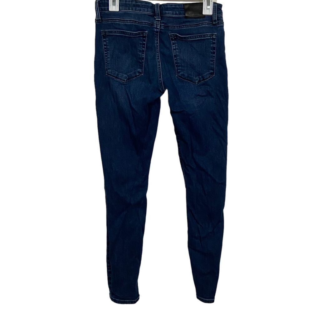 Lucky Brand Dark Wash Mid Rise Skinny Jeans - Picture 2 of 3